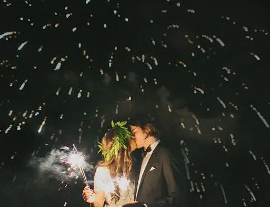 Wedding Sparklers & Fireworks: Top Tips & Photo Ideas