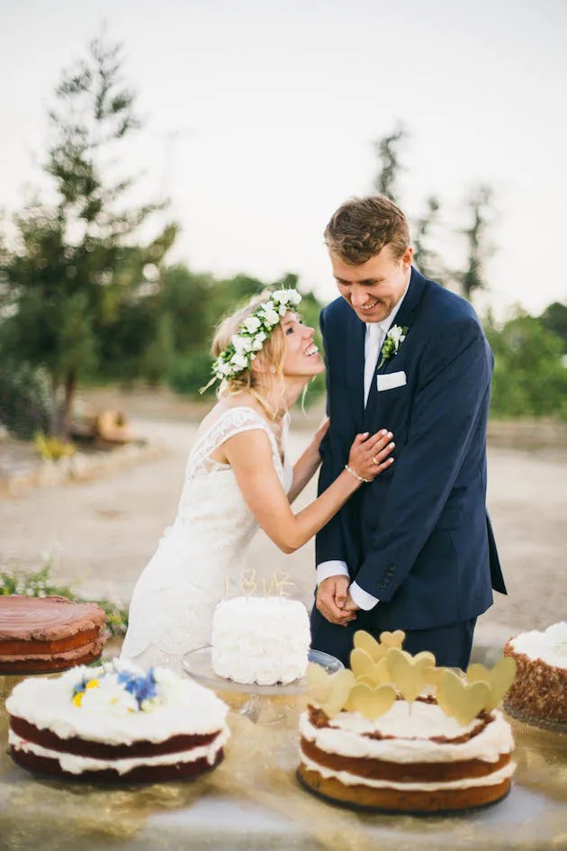 Trend Alert: 25 Gorgeous Ideas for Single-Tier Wedding Cakes