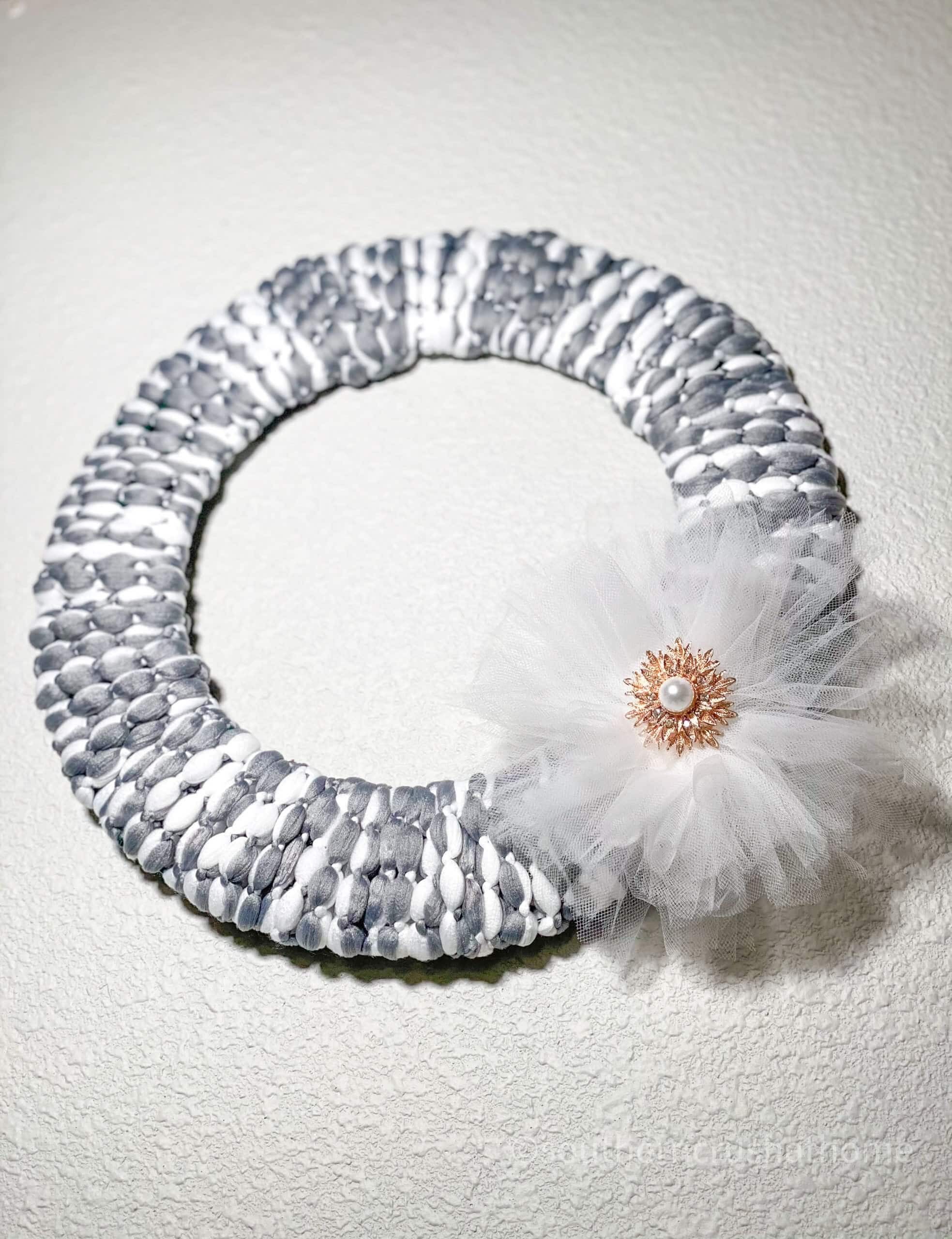 $2 dollar tree diy wreath